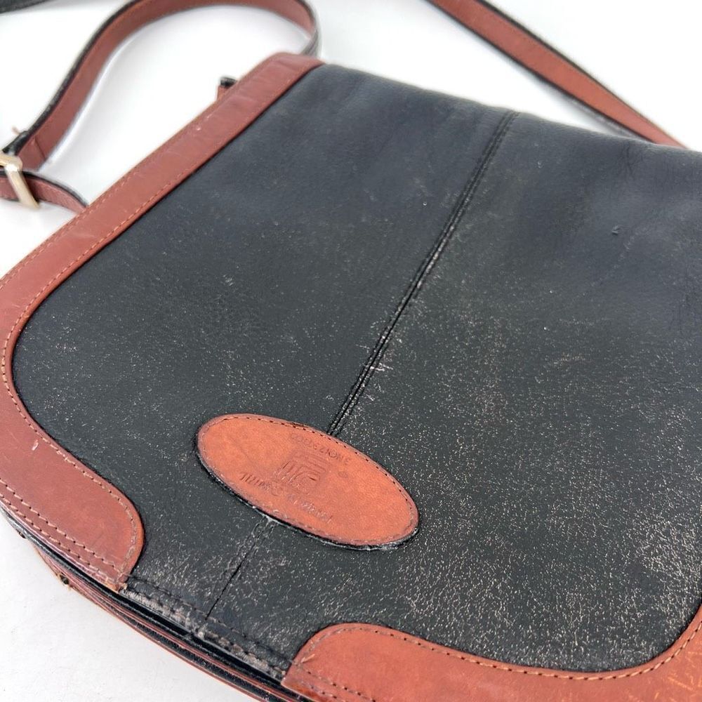 Vintage Collezioni Tiziano Ferrari Accordian leather crossbody‎ bag purse